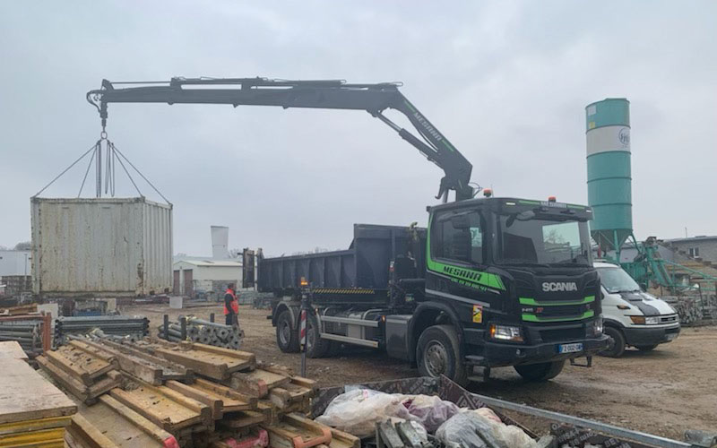 camion grue Mesana transport chantier
